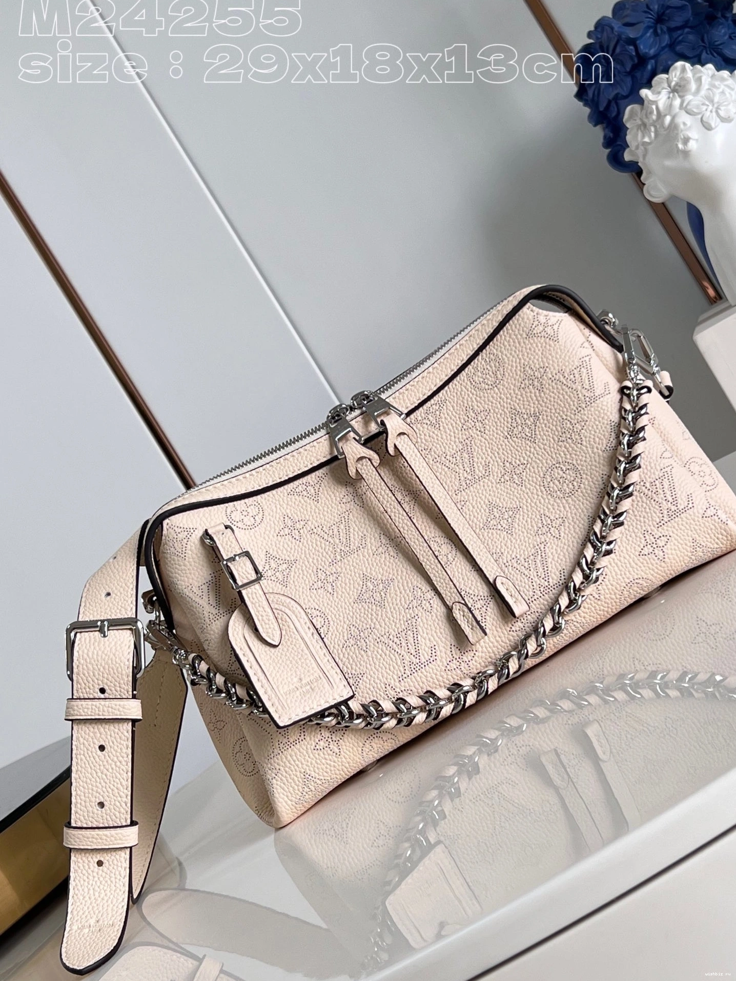 WIS VUITTON LOUIS - 13CM 18 29 x Hand PM x It All 1103